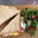 스몰 하우스 빅도어 이미지