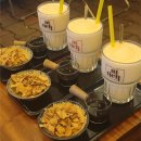 (주)오아시스 호평점 | 베트남 다낭 카페 웃띠크 Ut Tich Cafe 코코넛 커피 맛집 다낭 시내 한시장 근처 카페 추천