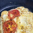 철이네국수집 | 2025/10/ 4 - 6/ 먹고사는 일상 ( 토마토달걀또띠아, 건강브런치, 홍옥, 소세지토마토파스타, 그릭...