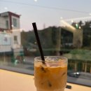 강동-천호-1254 | [천호] 길동역 카페, 넓은 주차장, 주차 가능 카페, 길동 눅스 커피