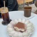 5778 | 양재천 카페거리 더바냐 후기｜분위기 좋은 양재천 맛집 카페 추천