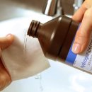 과산화수소의 장점과 다양한 활용 The Benefits of Hydrogen Peroxide and its Many Uses 이미지