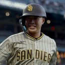 루키엘 | 송성문 MLB 첫 안타, 역전 결승타로 장식! 루키의 눈부신 활약상