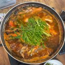 삼거리매운탕 | 영흥도 자연산 얼큰 매운탕 맛집 &#34;영흥일번지&#34;｜간장게장까지 나오는 백반 맛집 추천