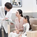 미소짓는케어 이미지