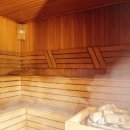 사우나와 남성 건강 이미지