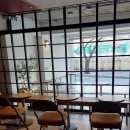 바닐라성북역 PC방 | [서울, 성북구] 라테와 컵케이크가 맛있는 성북천 뷰 신상 디저트 카페, 아일