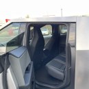 사이버 | 캐나다 밴쿠버 테슬라 사이버트럭 시승 후기