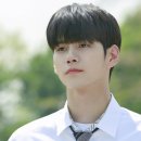 [Naver POST] 옹성우 드라마 ＜열여덟의 순간＞ 포스터 촬영 현장 비하인드 이미지