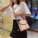 G7320 쇼핑하우