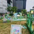 2025. 6. 2. 월. 반클리프 앤 아펠 팝업 후기: 음료수, 아이스크림, 꽃책갈피, 꽃다발 💐 선물