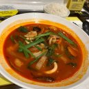 슈슈차이 | 압구정 현대백화점 푸드코트 맛집 가스트로테이블
