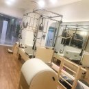 자세 개선 필라테스 A 이미지