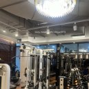 릴리브짐 | 30종의 해외 명품 머신을 보유하고 있는 왕십리헬스장 릴리브짐