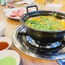 더얼큰샤브칼국수 이미지