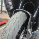 블랙타이어정비 | 🏍️ BMW CE 04 미쉐린 파워시프트 타이어 교환 후기 — 바이크인