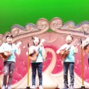 2016년 광양지역아동센터 연합 발표회* 별별 음악회* 에서 우쿠렐레 연주를 하였답니다. 이미지