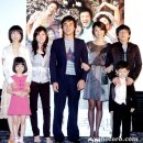 연예]한국 영화 '가족의 탄생', 헐리웃 대작 '다빈치 코드'와 한판 승부 이미지