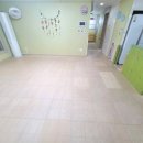 리슈빌어린이집 | 포항 초곡리슈빌 84A타입 거실 복도 럭셔리화이트S 쿠키어린이집