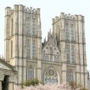 고속버스터미널 5번출구 앞 이미지