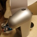 (판매완료)20잔 네려먹은 네스프레소 버츄오 커피머신팝니다. 이미지