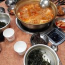 돼지집 김치찌개 이미지