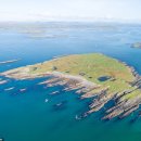 아일랜드의 바위섬이 1백만 유로에 매물로 나와 멋진 해변과 조랑말 떼도 함께 제공된다 이미지