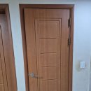 성내3동 주민센터 화장실 | 물에 젖어 썩은 성내동 욕실 문틀문짝을 ABS도어교체시공(feat.빌라 화장실문 문짝문틀 교체비용)