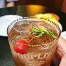 브랜딩퍼플 | [부산 광안리 카페] 듀플릿 광안점, 새로 바뀐 퍼플 포토존과 망고 디저트 투어 후기
