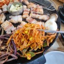 세류동솥뚜껑삼겹살 이미지