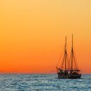 떠나가는 배 이미지