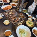 포도원흑돼지 이미지