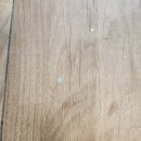 만지1길 | 전주 익산 군산 완주 김제 정읍 논산 집수리 - 거실의 옥에 티, 얼룩진 데코타일 부분 교체 시공