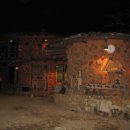 쌍둥이네흙집 이미지