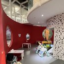 딸기가좋아 키즈카페 | 처인구 역북동 키즈카페 딸기가 좋아 후기｜회전목마 있는 실내 놀이터