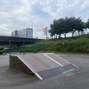 안양천 공중화장실(광명대교) 이미지