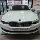 창원시수입차라이트복원전문점에서 BMW G30 차량이며 운전석 LED 헤드라이트(전조등) 커버 파손으로 지인의 소개로 마산에서 방문 수리 이미지