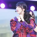 by정