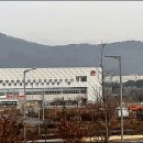 신축된 운남동 우체국...소포 물품찾는 곳 이미지