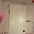 삼익 아파트 | [부산 화장실 문틀 교체] 대연동 삼익그린타운, 타일·벽지 손상 없이 26년 된 썩은 나무 문 완벽 해결!