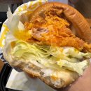 7472 | 맘스터치 신메뉴 한라봉 싸이버거 내돈내산 후기! 칼로리·맛 솔직 리뷰 (+당근 빵)