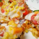 토마토 피자 이미지