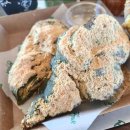 새 조형물 및 분수 이미지