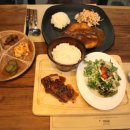 유엔아이 하우스 이미지