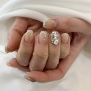 CU편의점 송현주하점 | 아산네일 이달의 아트 스톤 글리터 프렌치 &#39;쏭언니네일&#39; 후기 / 2인 동시 시술 가능한 배방 네일샵!