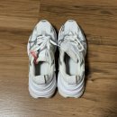 꼼꼼 운동화 손세탁 이미지