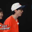 군대 조교 출신 배우 유승호 족구 실력.gif 이미지