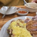 신의주왕족발순대국