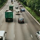 “갑자기 끼어드네…” 도로 위 얌체 운전자 신고하는 방법 이미지