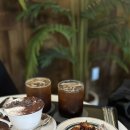 11650-1-10-574 | 송리단길 카페 코너574 더티크림커피 휘낭시에 맛집 내돈내산 후기